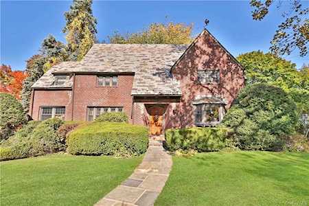 41 Glenmore Drive New Rochelle, NY 10801