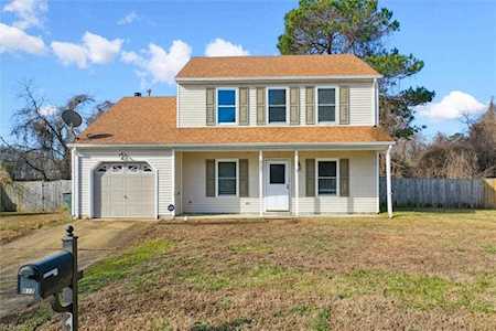 817 Jessie Circle Newport News, VA 23608
