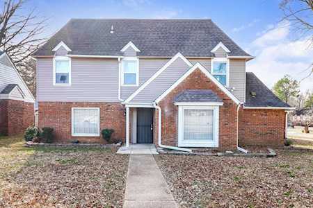 4953 Craigmont St Memphis, TN 38128