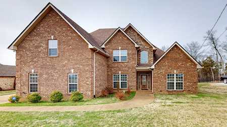 930 Cascadeway Dr Murfreesboro, TN 37129