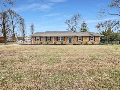 132 Skyview Dr Murfreesboro, TN 37128