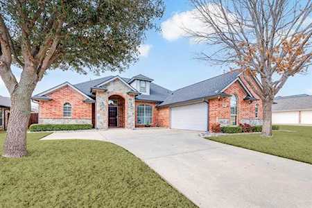 7033 Ridge Crest Drive North Richland Hills, TX 76182