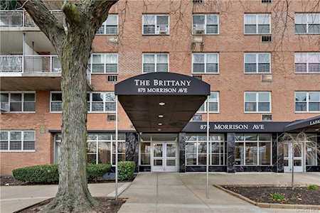 875 Morrison Ave #9L Bronx, NY 10473
