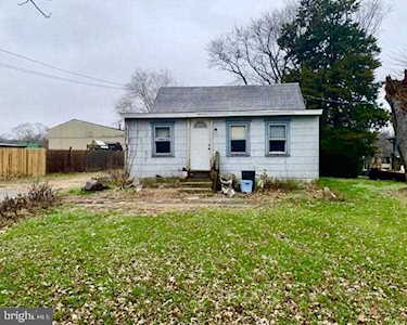 649 Fox Run Rd Sewell, NJ 08080