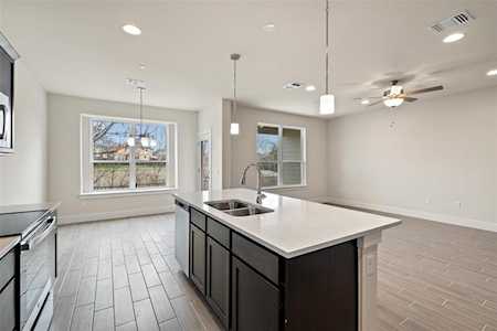 1601 Roseburg DR Austin, TX 78754