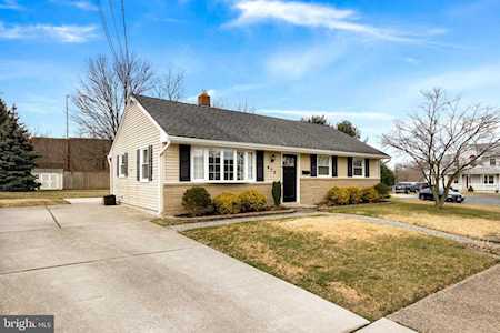 472 Flanders Rd Bellmawr, NJ 08031