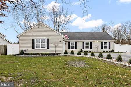 12 Heather Dr Marlton, NJ 08053