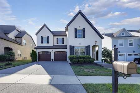 620 Lingering Way Hendersonville, TN 37075