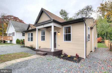12 Clifford Ave Westville, NJ 08093