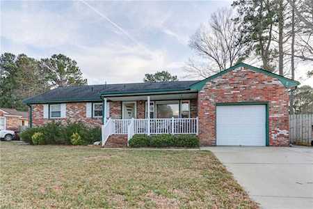 4504 Greendell Rd Chesapeake, VA 23321