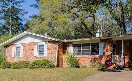 902 Maplewood Dr Tallahassee, FL 32303
