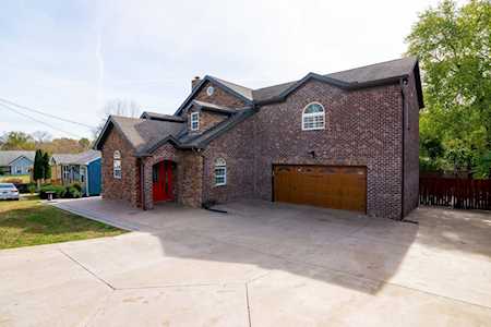 105 Valeria St Nashville, TN 37210