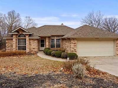 10304 Gray Oak Lane Fort Worth, TX 76108
