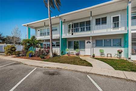 5861 42nd TERRACE N #1608 Kenneth City, FL 33709