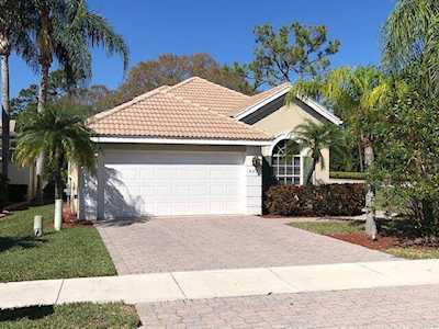 401 SW Horseshoe Bay Way Port Saint Lucie, FL 34986