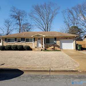 383 NW Jack Coleman Drive Huntsville, AL 35805