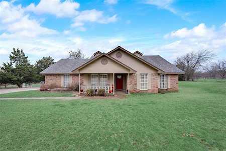 4449 Oak Hollow Circle Midlothian, TX 76065