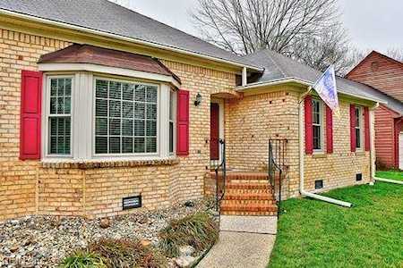 4752 Eastwind Rd Virginia Beach, VA 23464