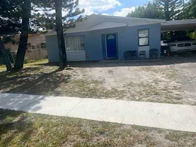 240 NW 20th Court Boynton Beach, FL 33435