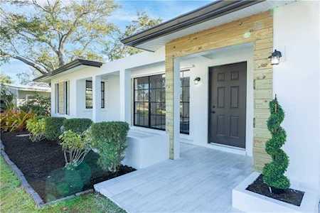 1410 SE San Ignacio Lane Port Saint Lucie, FL 34952