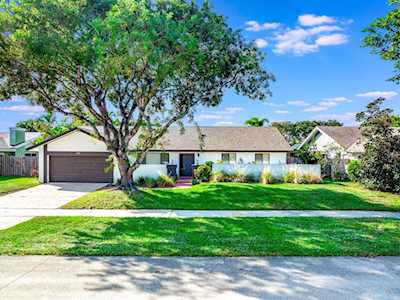 17725 Briar Patch Trail Boca Raton, FL 33487