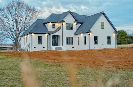 5740 Browns Mill Rd Lascassas, TN 37085