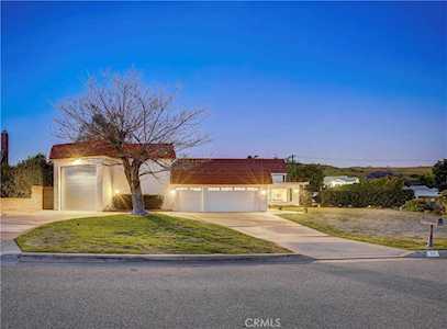 270 Lilac Ln Brea, CA 92823