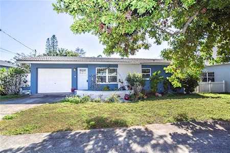 11430 Walker Ave Seminole, FL 33772