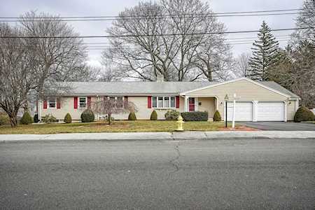 84 Milton Rd Braintree, MA 02184