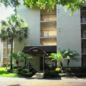 9410 Poinciana Pl #210 Davie, FL 33324
