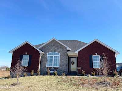 105 Branson Cir Coxs Creek, KY 40013