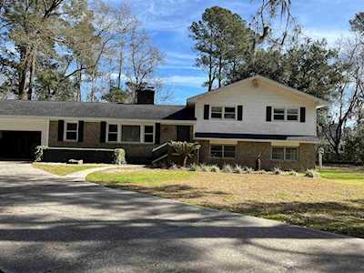 106 Governor Boone Ln. Georgetown, SC 29440