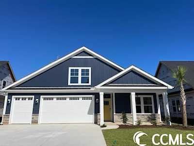 1042 Graybill Lane North Myrtle Beach, SC 29582