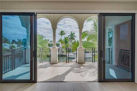 1532 SE 12th St #301 Fort Lauderdale, FL 33316