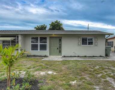 423 SE Parkway Drive Stuart, FL 34996