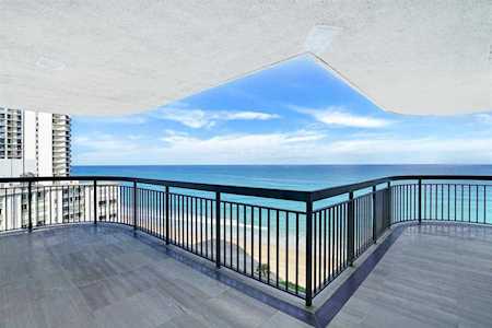 5380 N Ocean Drive #12j Singer Island, FL 33404