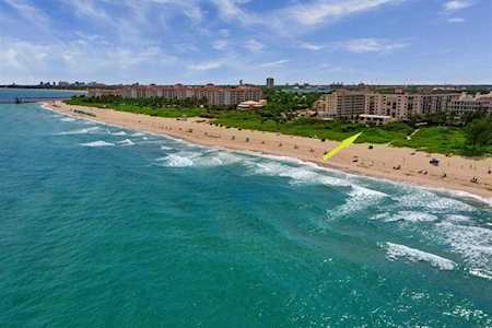125 S Ocean Avenue #207 Palm Beach Shores, FL 33404