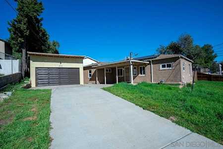 8406 Golden Ridge Rd Lakeside, CA 92040