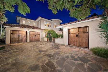 14522 Las Haciendas San Diego, CA 92127