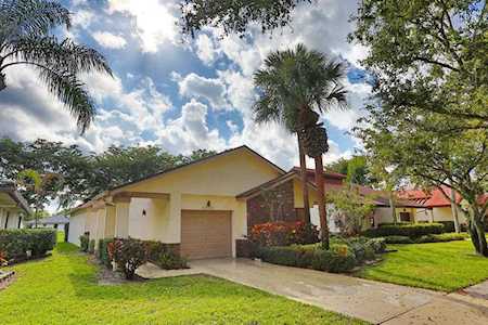 4895 Boxwood Circle Boynton Beach, FL 33436