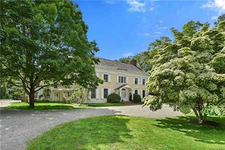 419 Cantitoe Street Bedford Hills, NY 10507