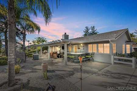 24719 Sarda Ct Ramona, CA 92065