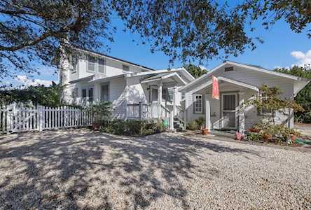6204 Riverview Blvd Bradenton, FL 34209