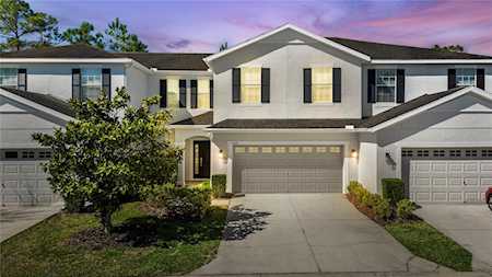 8110 Hampton View Ln Tampa, FL 33647