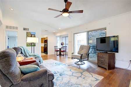 2732 Copper Creek Drive #201 Arlington, TX 76006