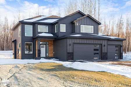 503 N Bethel Place Palmer, AK 99645