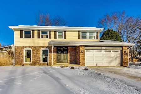 5S671 Buttonwood Ct Naperville, IL 60540