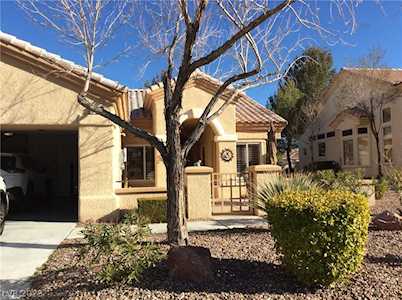 2112 Spring Water Dr Las Vegas, NV 89134