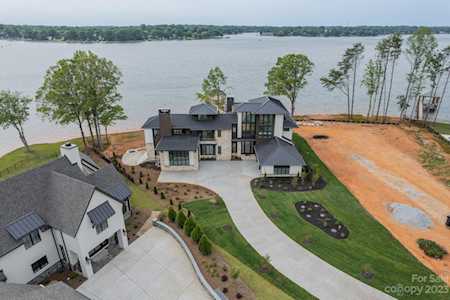 135 Potomac Ln Mooresville, NC 28117