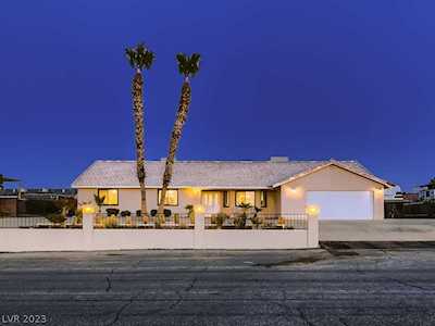 323 Glasgow St Henderson, NV 89015